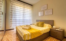 CaseOspitali - Casa Luce, a due passi dal San Raffaele